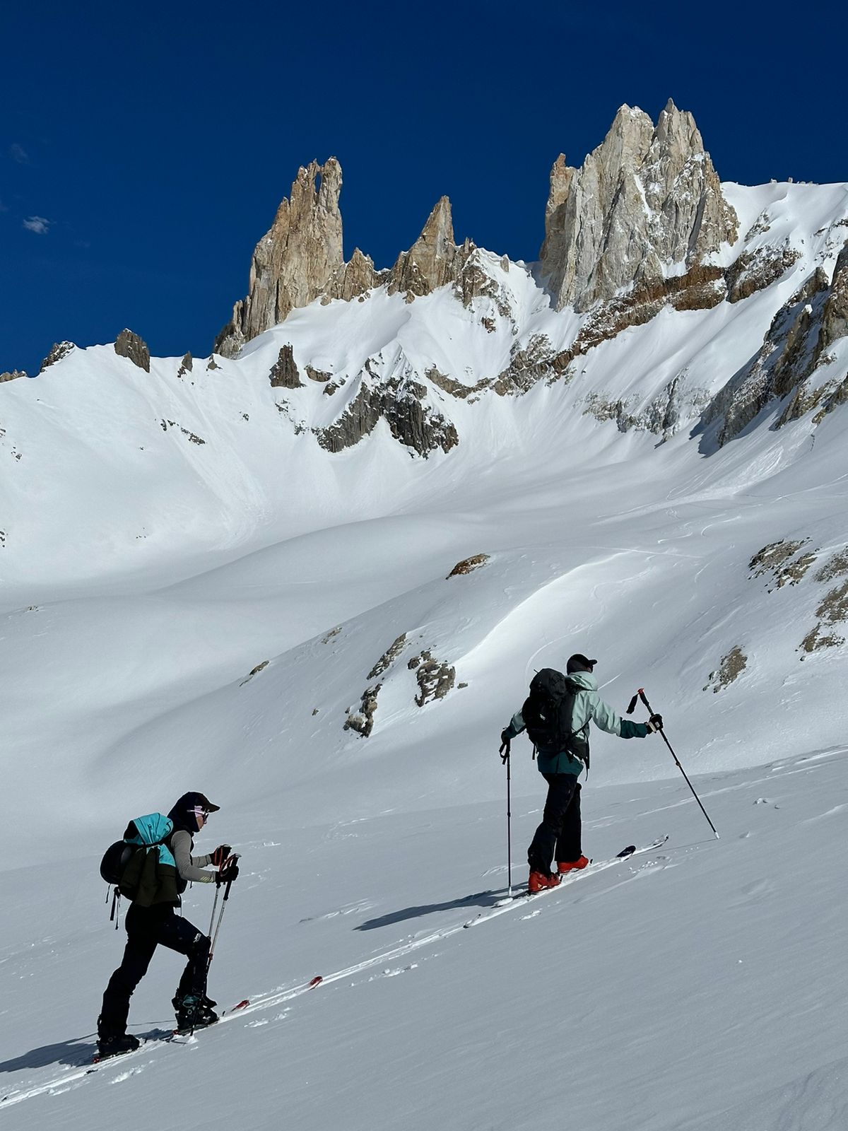 Argentina (Las Leñas) Ski/Snowboard and Food Trip